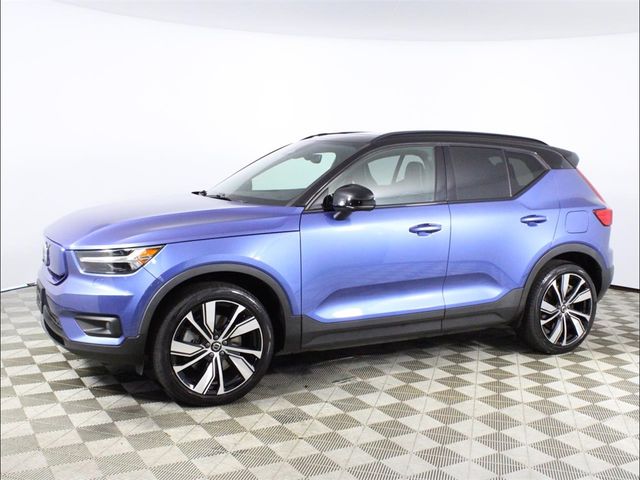 2021 Volvo XC40 Base