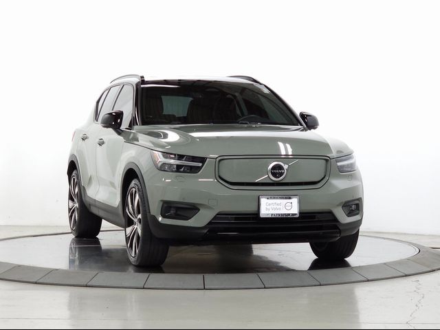 2021 Volvo XC40 Base