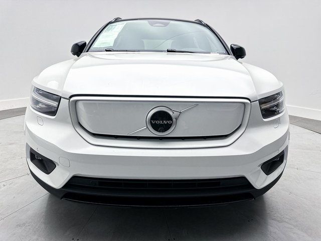 2021 Volvo XC40 Base