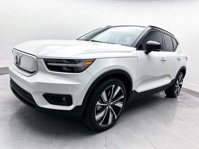 2021 Volvo XC40 Base