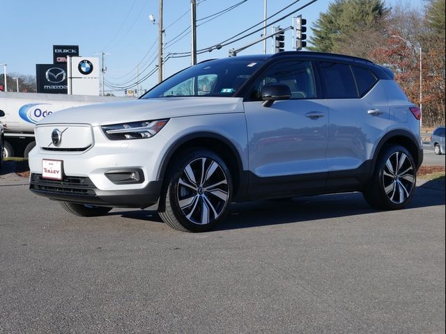 2021 Volvo XC40 Base