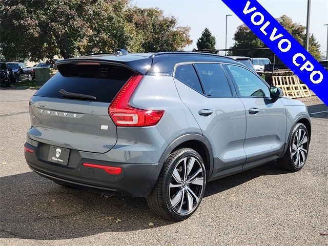 2021 Volvo XC40 Base