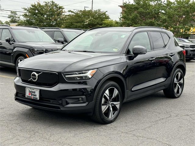 2021 Volvo XC40 Base