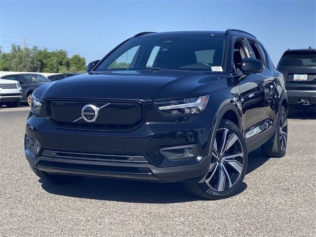 2021 Volvo XC40 Base