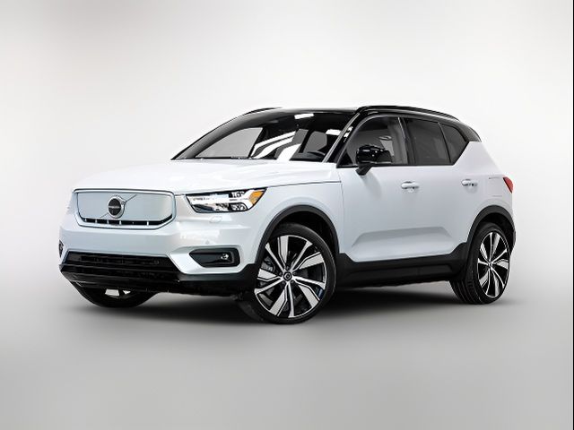 2021 Volvo XC40 Base