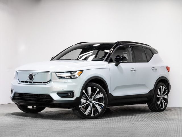 2021 Volvo XC40 Base