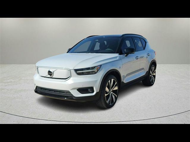 2021 Volvo XC40 Base