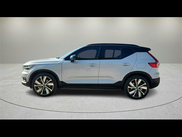 2021 Volvo XC40 Base