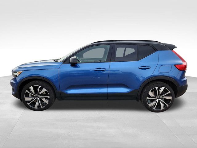 2021 Volvo XC40 Base