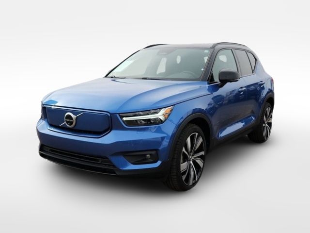 2021 Volvo XC40 Base