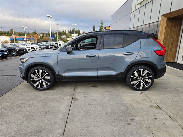 2021 Volvo XC40 Base