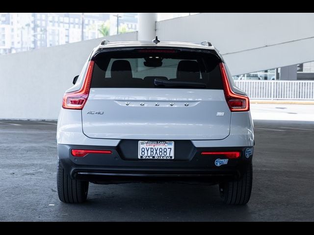 2021 Volvo XC40 Base