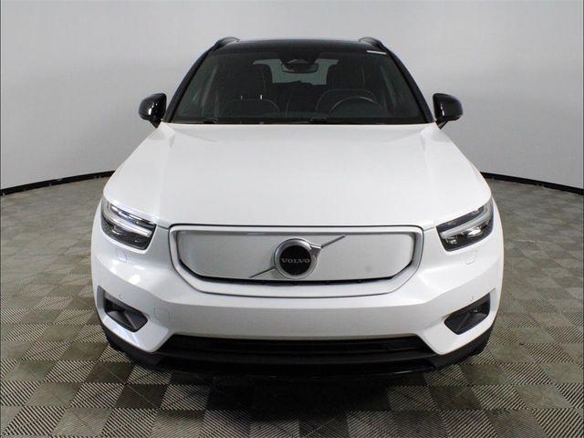 2021 Volvo XC40 Base