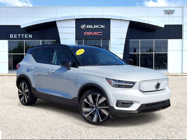 2021 Volvo XC40 Base