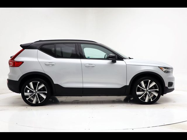 2021 Volvo XC40 Base