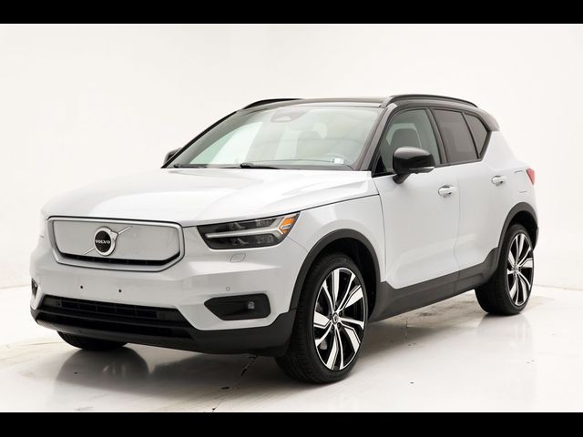 2021 Volvo XC40 Base
