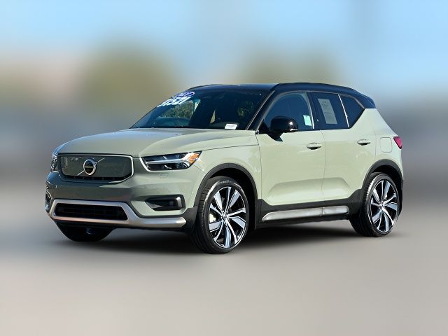 2021 Volvo XC40 Base