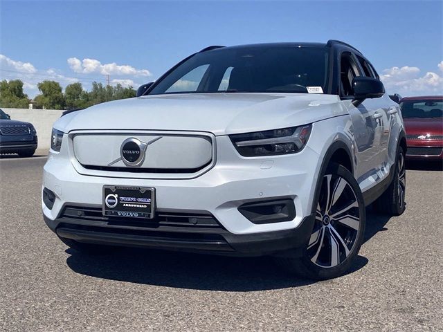 2021 Volvo XC40 Base