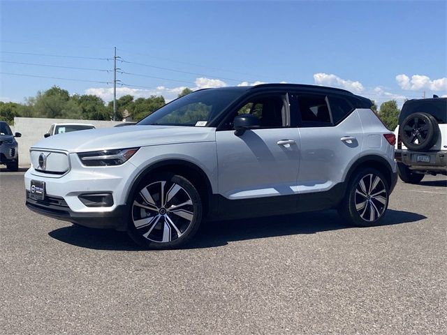 2021 Volvo XC40 Base