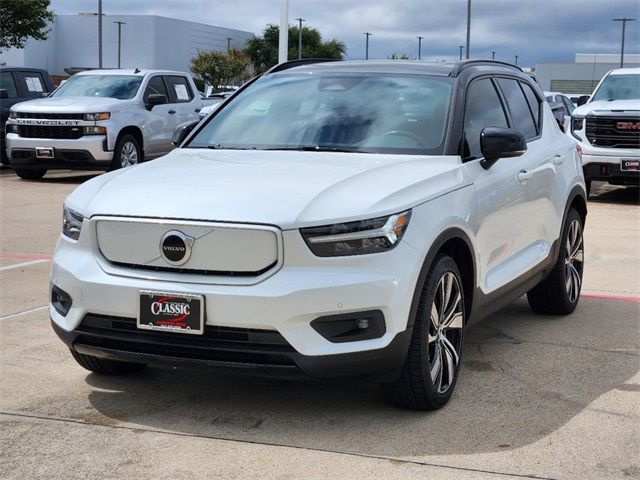 2021 Volvo XC40 Base