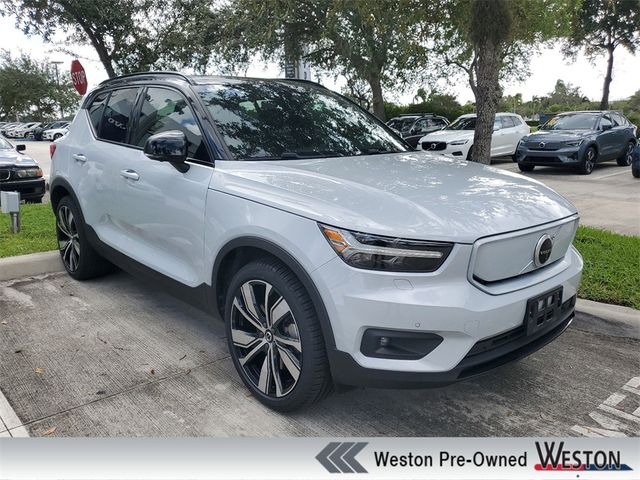 2021 Volvo XC40 Base