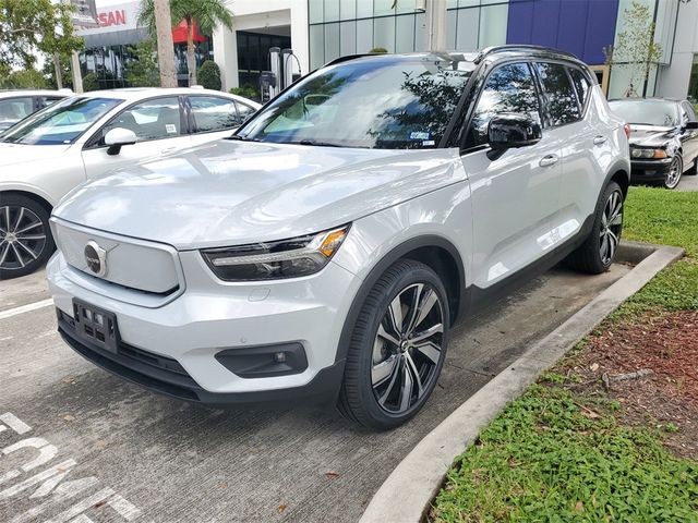 2021 Volvo XC40 Base