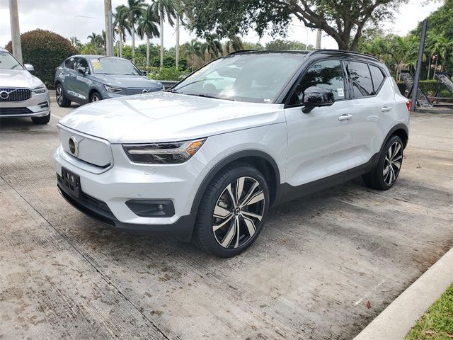 2021 Volvo XC40 Base