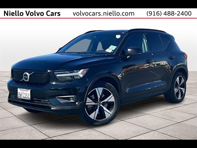 2021 Volvo XC40 Base