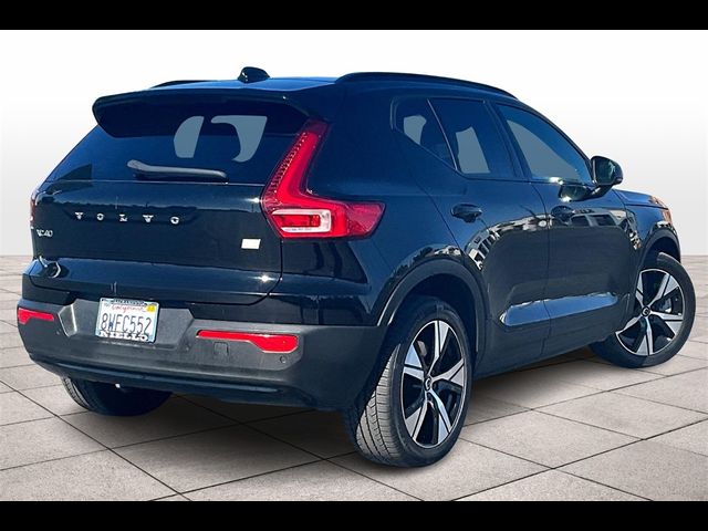 2021 Volvo XC40 Base