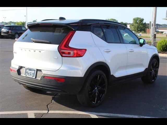 2021 Volvo XC40 Base