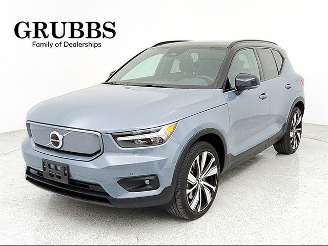 2021 Volvo XC40 Base