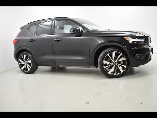 2021 Volvo XC40 Base