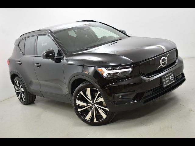 2021 Volvo XC40 Base