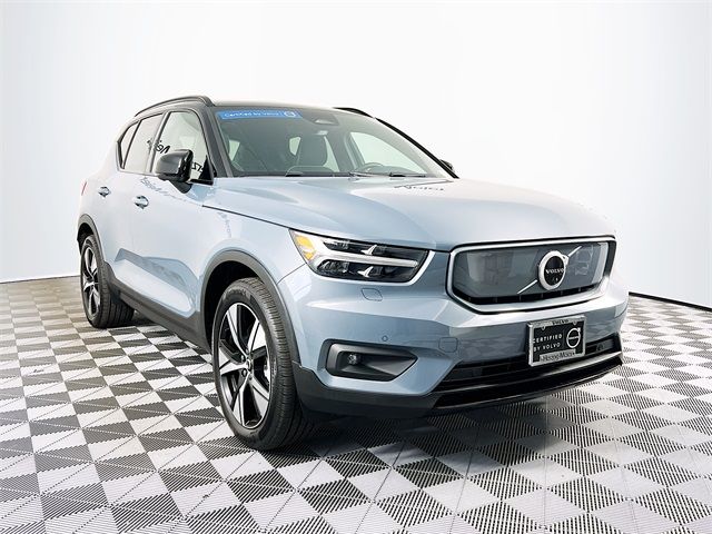 2021 Volvo XC40 Base