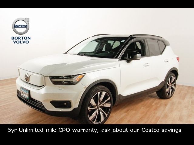 2021 Volvo XC40 Base