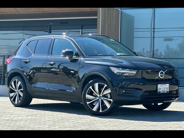 2021 Volvo XC40 Base