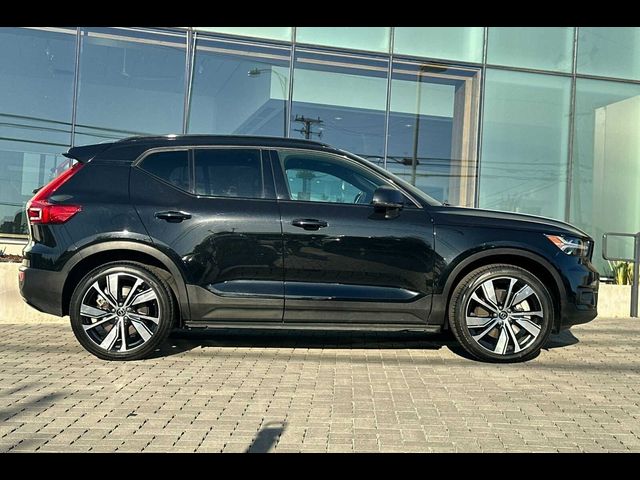 2021 Volvo XC40 Base