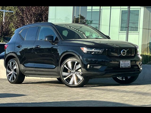 2021 Volvo XC40 Base