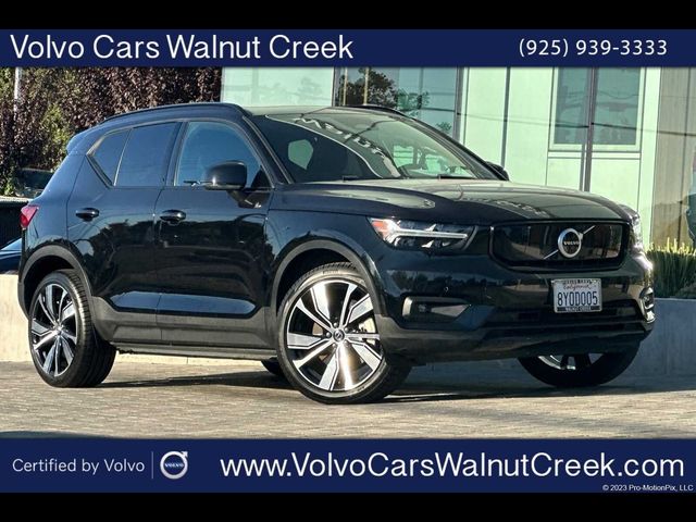 2021 Volvo XC40 Base