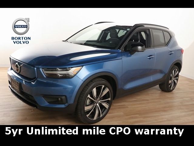 2021 Volvo XC40 Base