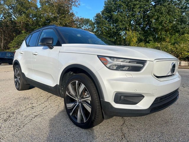 2021 Volvo XC40 Base