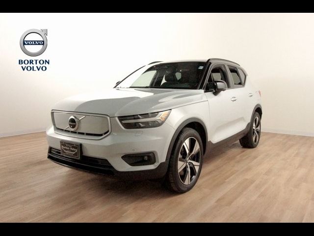 2021 Volvo XC40 Base