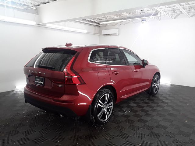 2021 Volvo XC60 Momentum