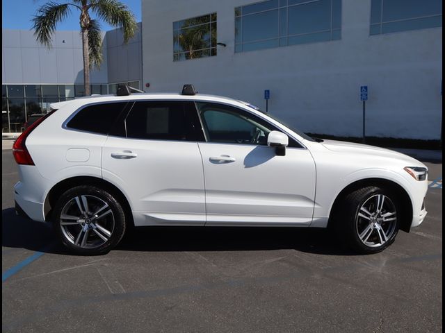 2021 Volvo XC60 Momentum