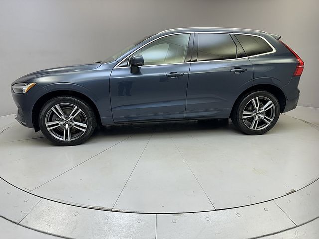 2021 Volvo XC60 Momentum