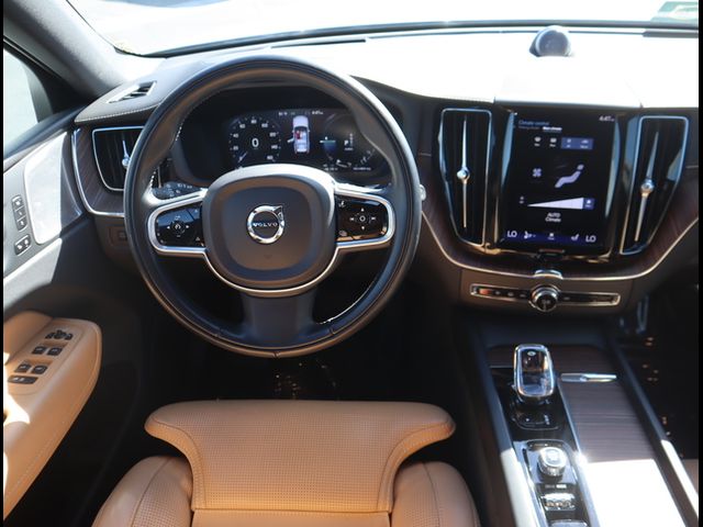 2021 Volvo XC60 Inscription