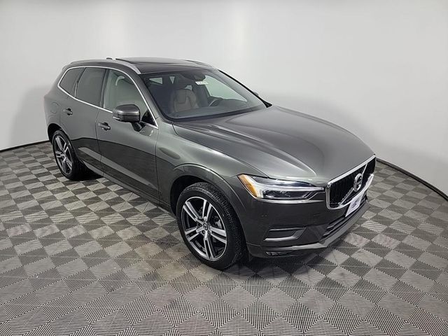 2021 Volvo XC60 Momentum