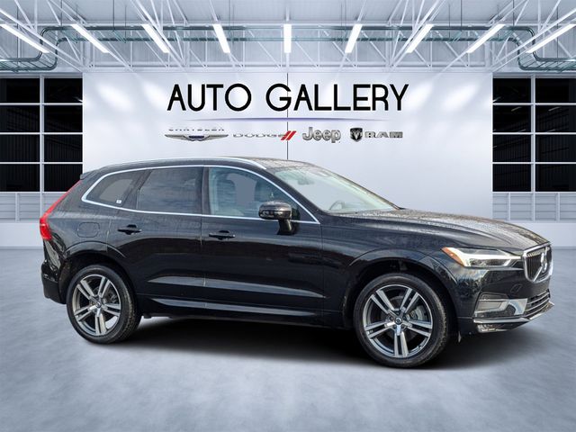 2021 Volvo XC60 Momentum