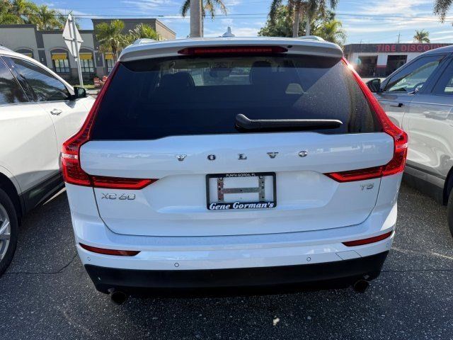 2021 Volvo XC60 Momentum