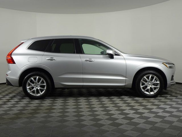 2021 Volvo XC60 Momentum